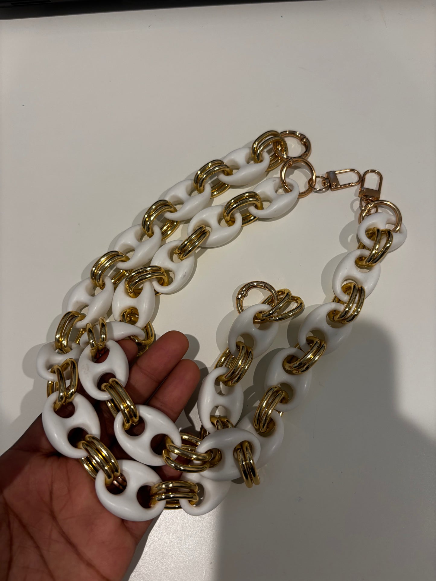 Teleo-  Bag Charm| Cowrie